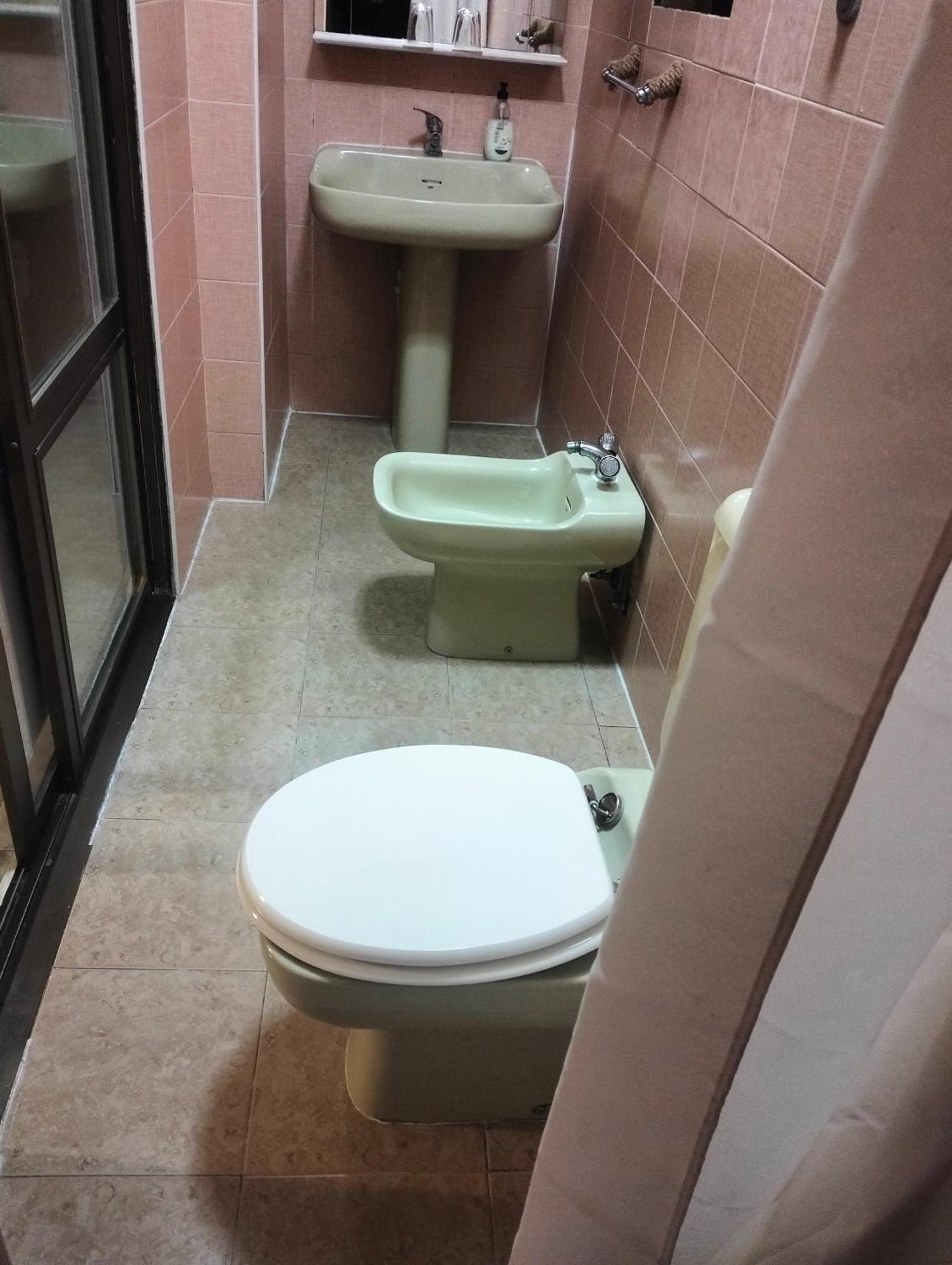 Hostal New York City Sonseca Bagian luar foto